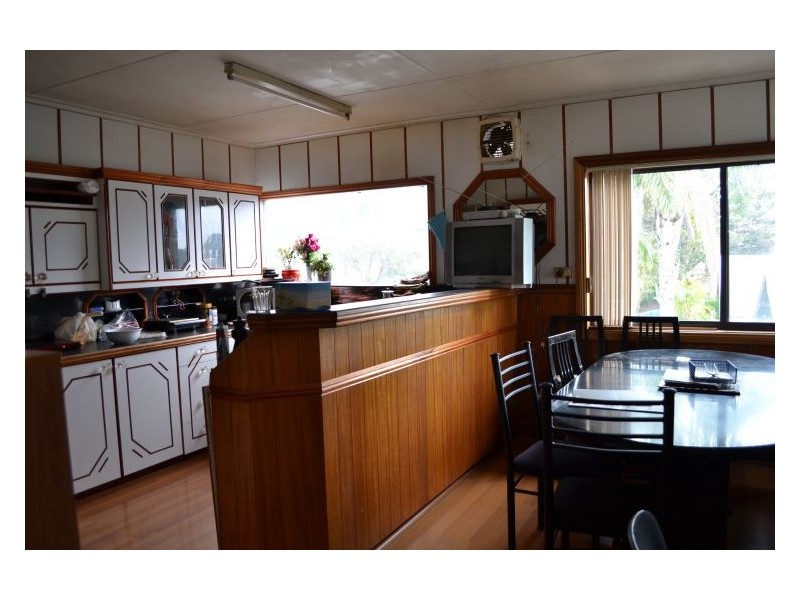 217 Juno Parade, Greenacre NSW 2190