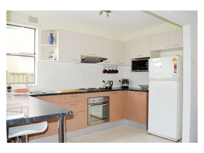 77 Hampstead Rd, Auburn NSW 2144