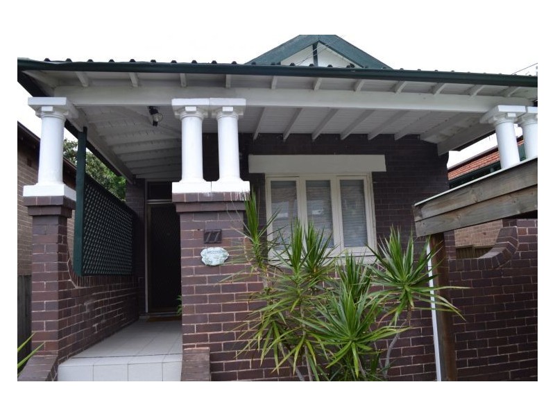 77 Hampstead Rd, Auburn NSW 2144