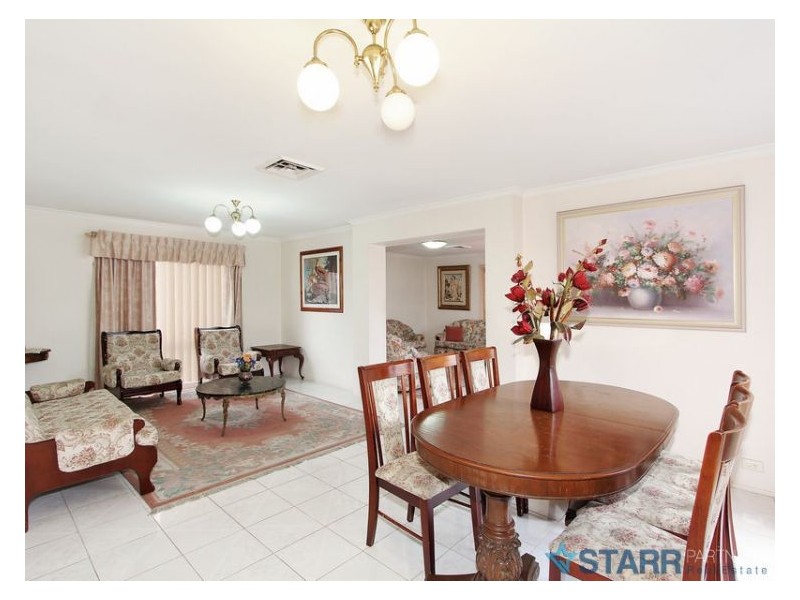 8 Passefield, Liverpool NSW 2170