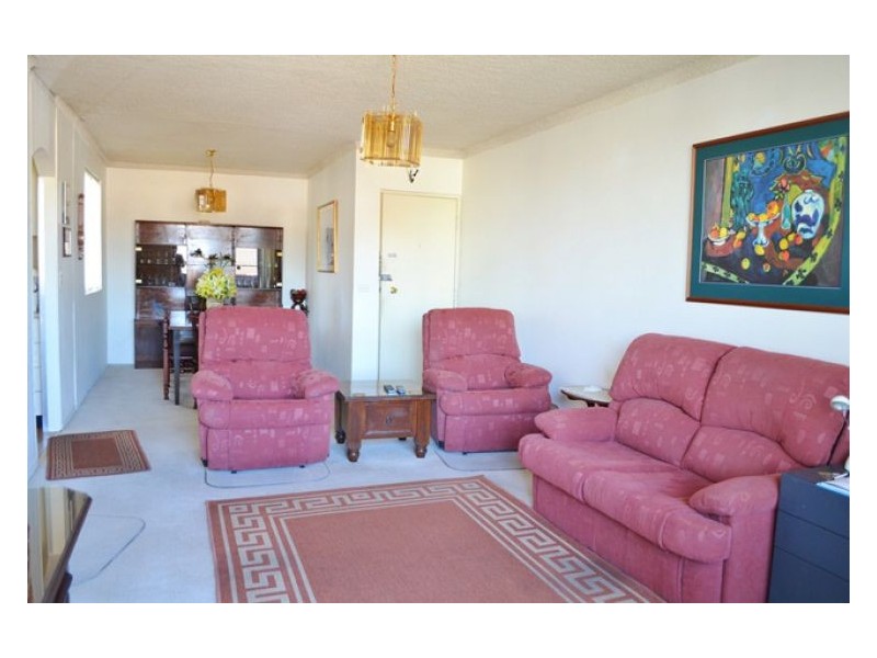 2/37-39 Blaxcell St, Granville NSW 2142