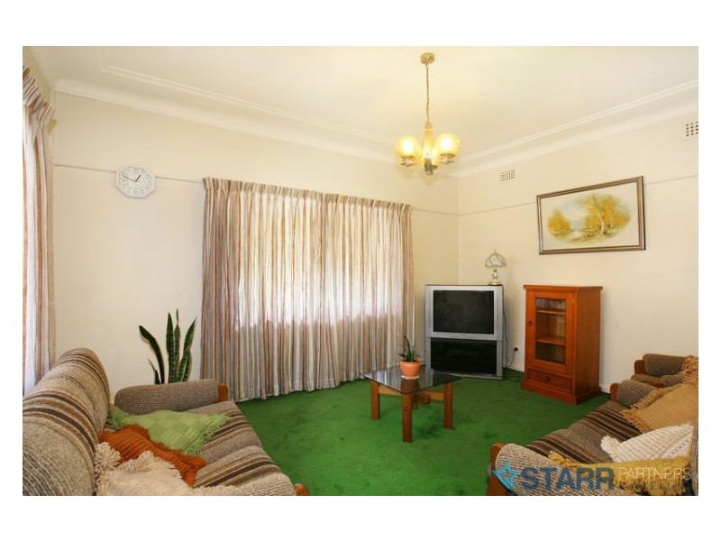 49 Yillowra St, Auburn NSW 2144