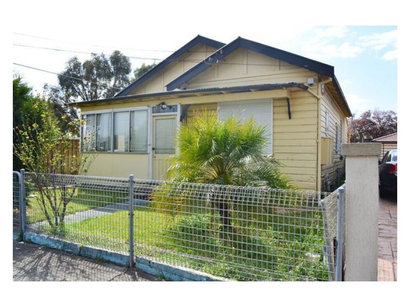 42 Chisholm St, Auburn NSW 2144