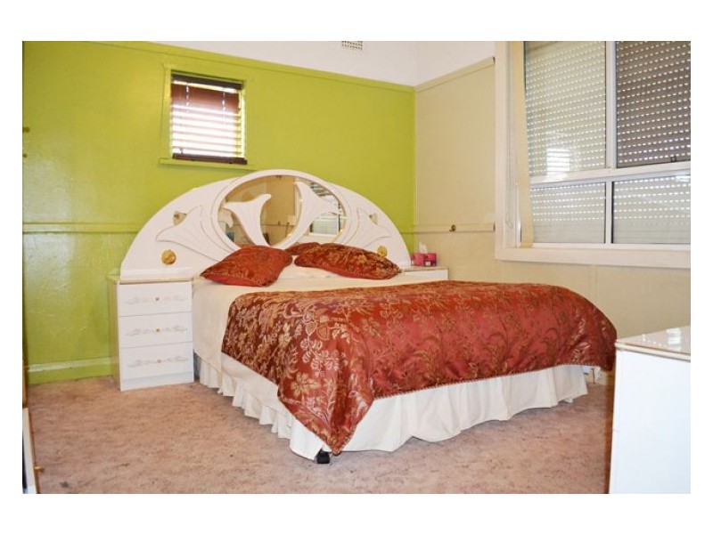 42 Chisholm St, Auburn NSW 2144