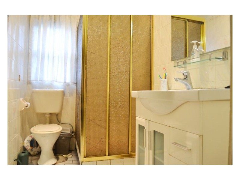 42 Chisholm St, Auburn NSW 2144