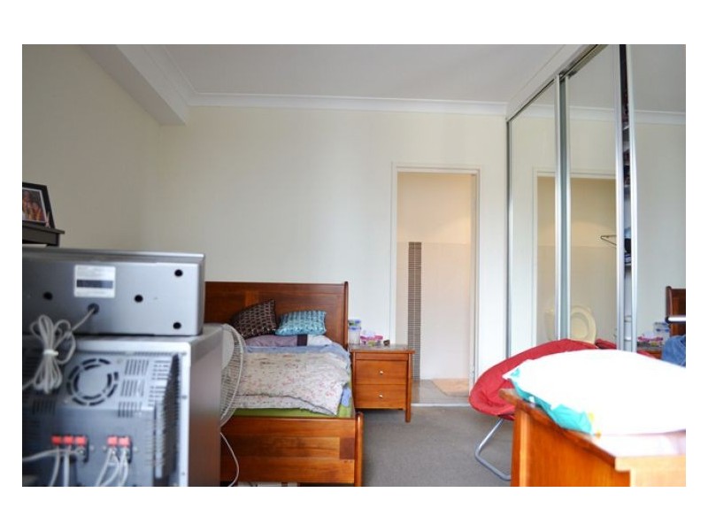 11/8-10 Northumberland Rd, Auburn NSW 2144