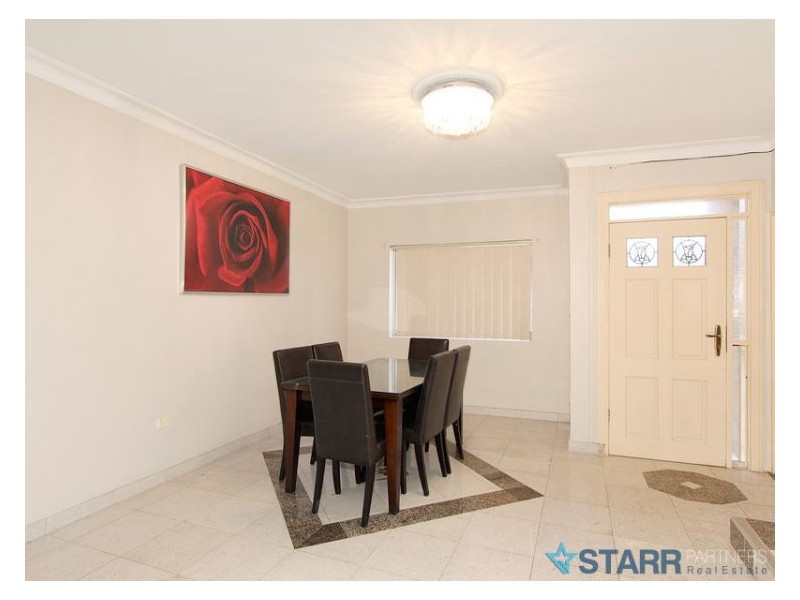 33 Chestnut Rd, Auburn NSW 2144