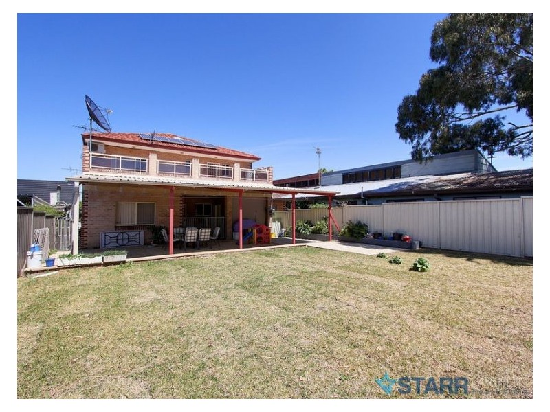 33 Chestnut Rd, Auburn NSW 2144