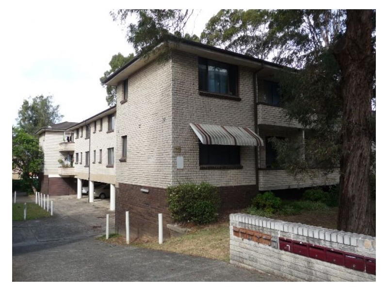 4/11-13 Queen St, Auburn NSW 2144