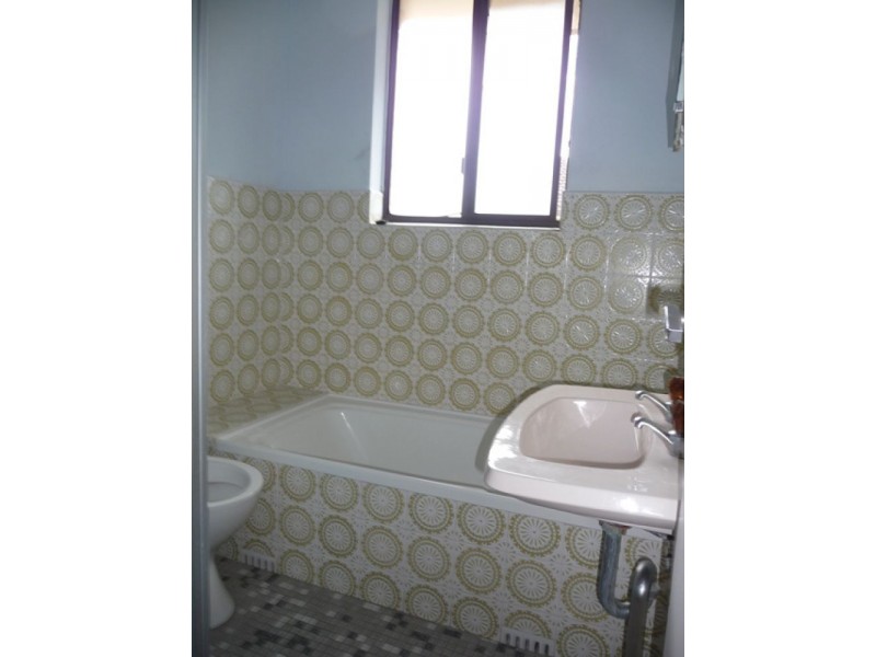 4/11-13 Queen St, Auburn NSW 2144