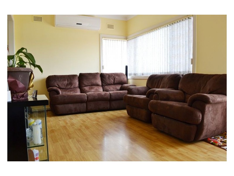 19a Osgood St, Guildford NSW 2161