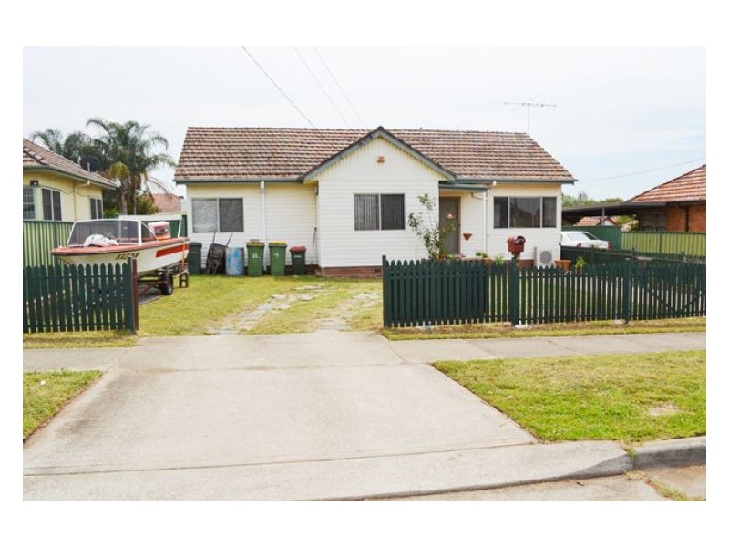19a Osgood St, Guildford NSW 2161