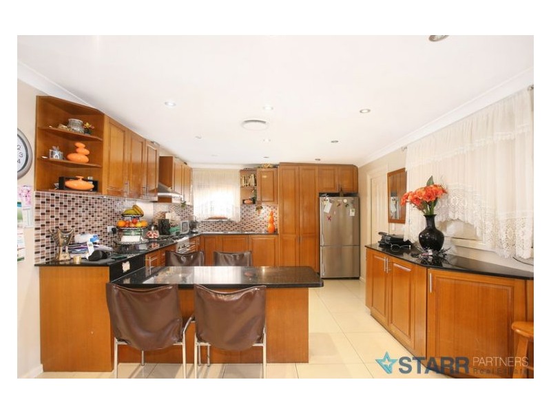 352 Polding St, Smithfield NSW 2164
