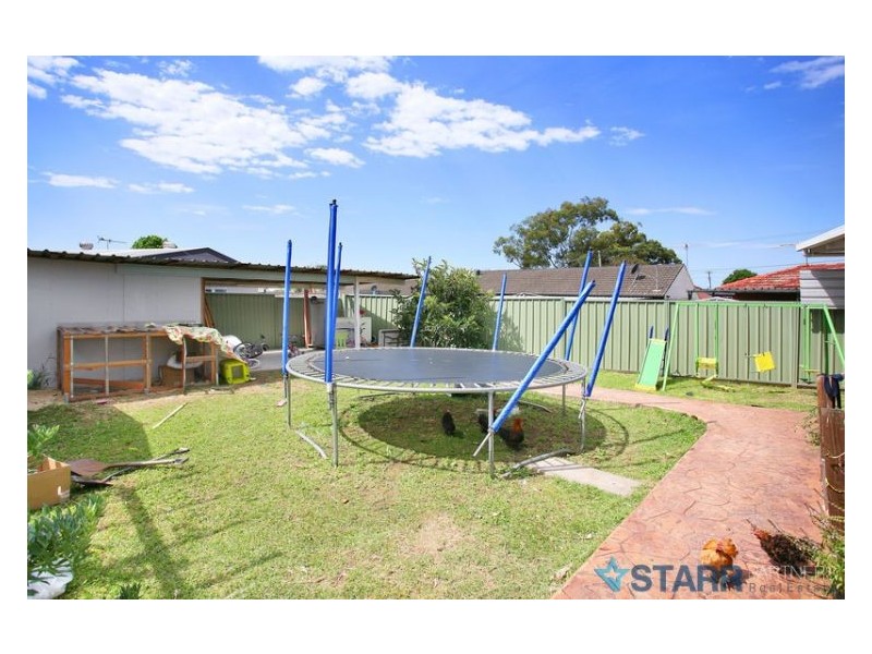 352 Polding St, Smithfield NSW 2164
