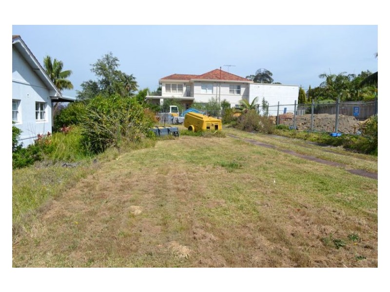 13 Castle St, Blakehurst NSW 2221