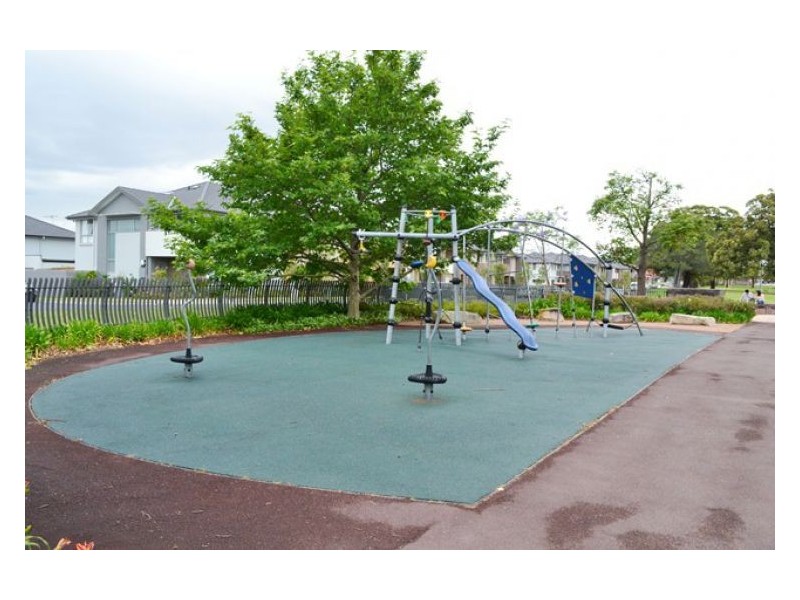 13 Cobden Parkes Crescent, Lidcombe NSW 2141