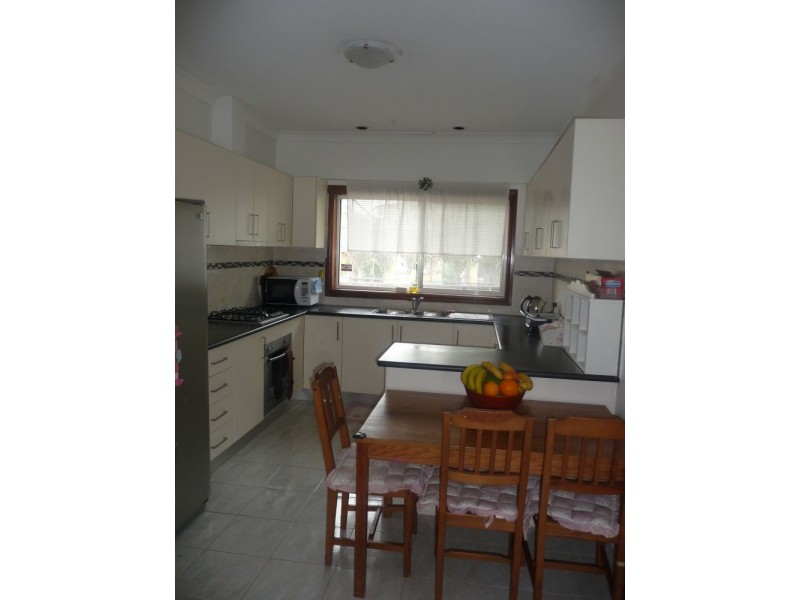 36 Rhodes Ave, Guildford NSW 2161