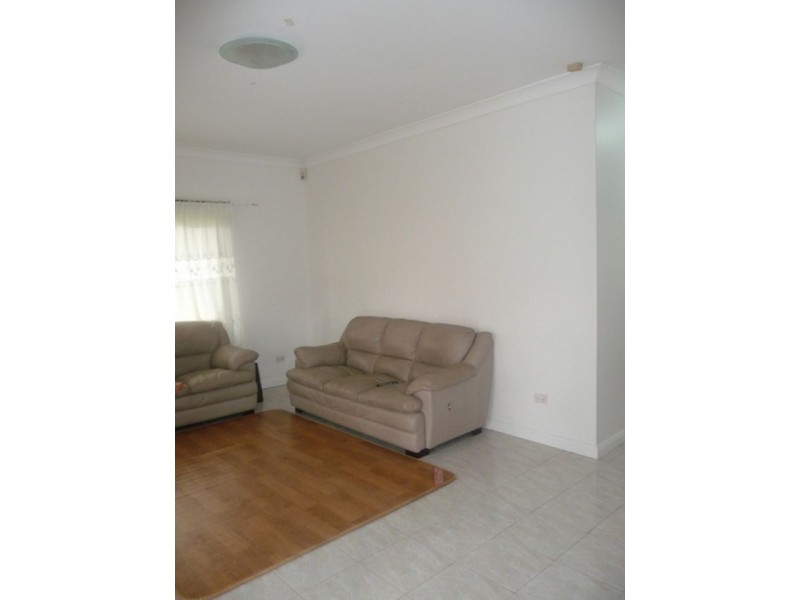 36 Rhodes Ave, Guildford NSW 2161