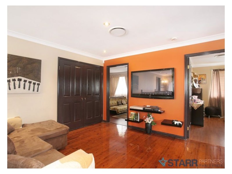 84 Horningsea Park Drive, Horningsea Park NSW 2171