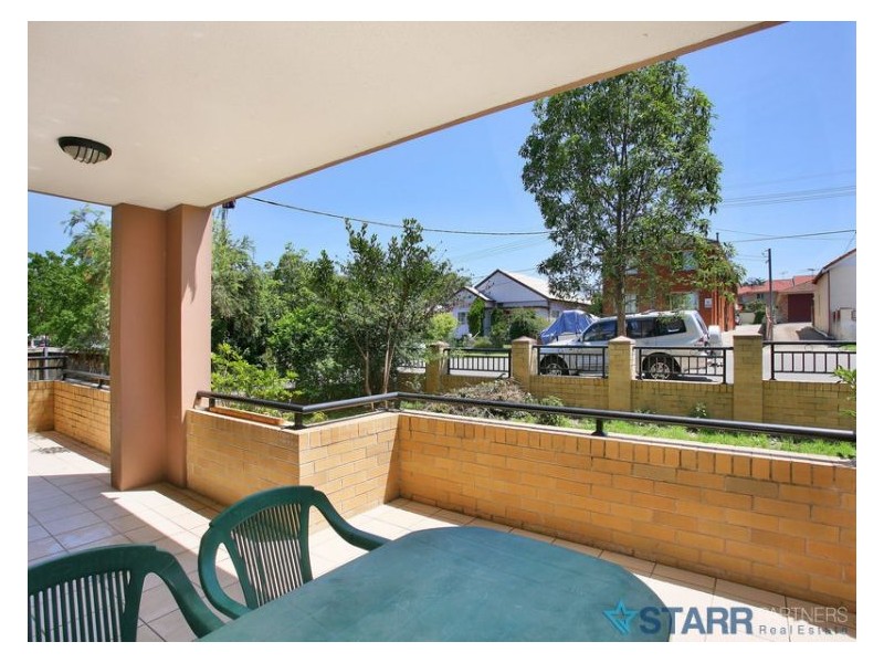 2/2-4 Hargrave Road, Auburn NSW 2144