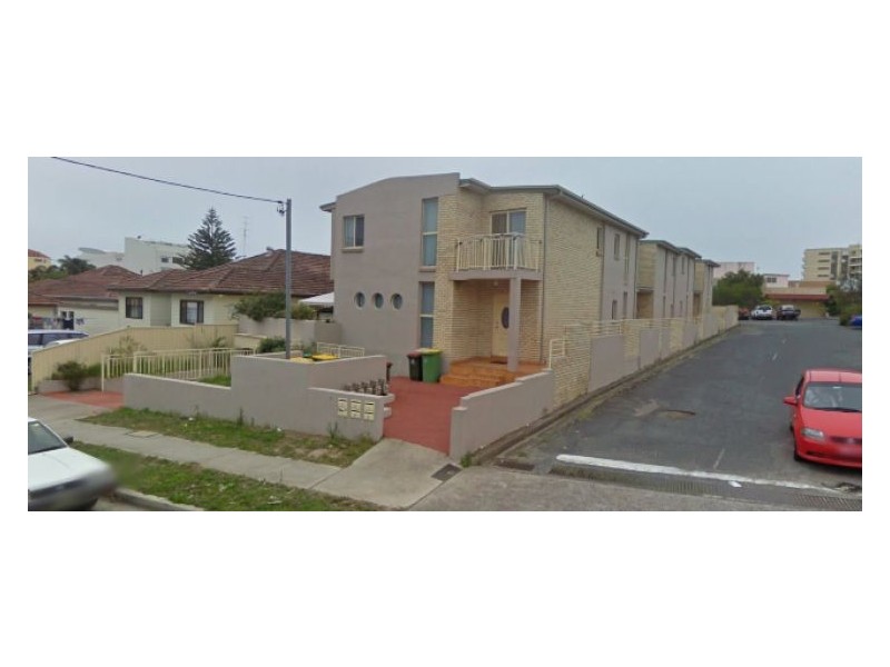 2/10 Torrens Ave, The Entrance NSW 2261