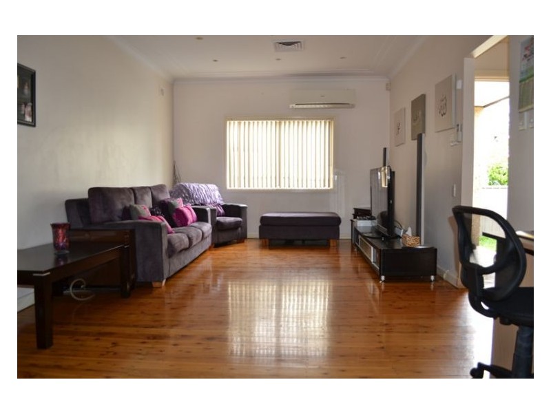 60 Gordon Rd, Auburn NSW 2144