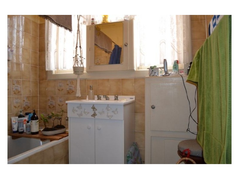 27 Meroo St, Auburn NSW 2144