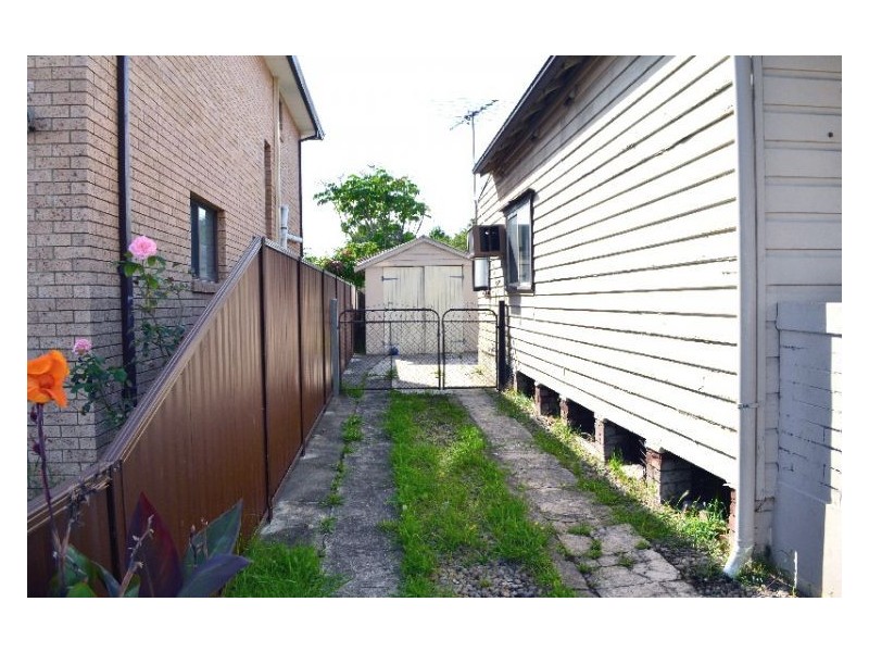 4 Mclean St, Auburn NSW 2144