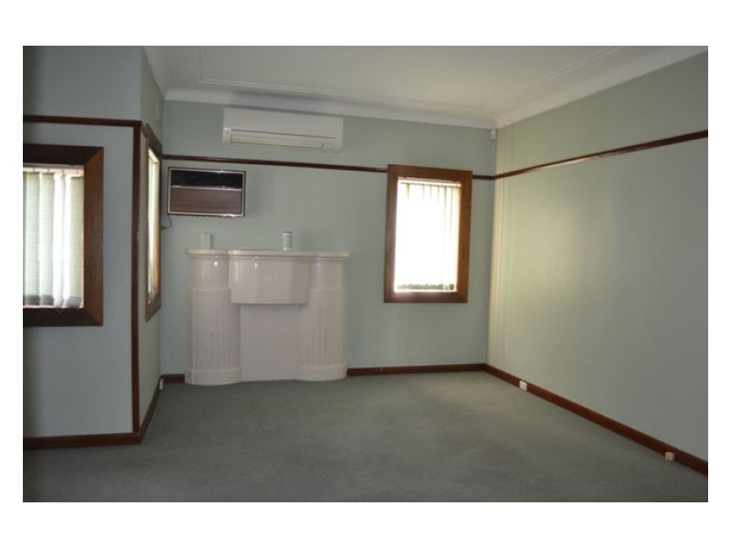 78 Excelsior St, Merrylands NSW 2160