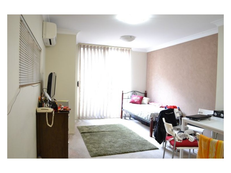 171/2 Macquarie Rd, Auburn NSW 2144