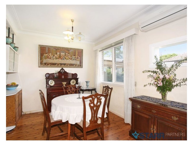 16 Narrun Cres, Telopea NSW 2117