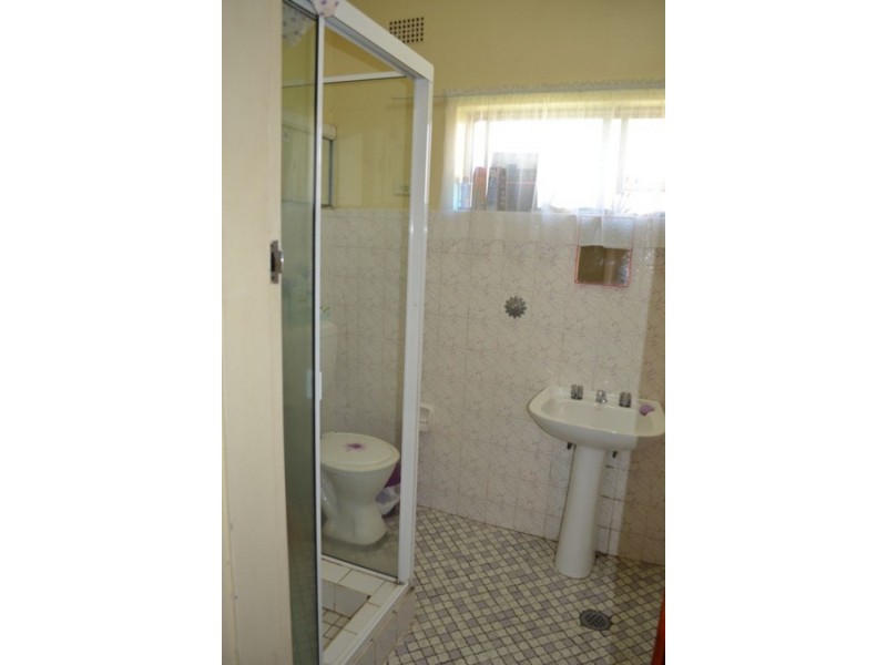 18 Frederick Ave, Granville NSW 2142