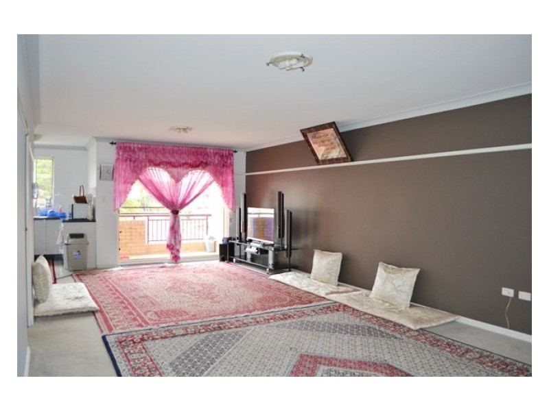 23/21-27 Amy St, Regents Park NSW 2143