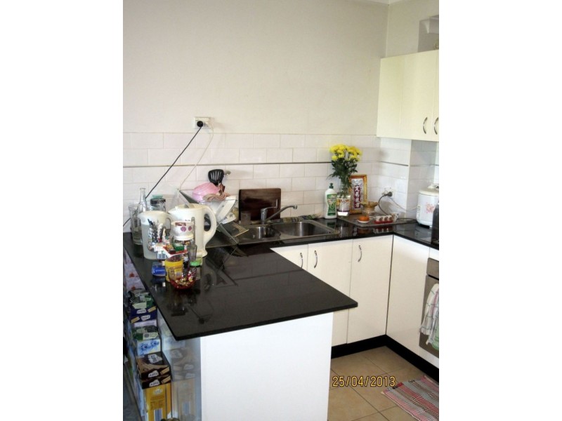 11/7-11 Kitchener Ave, Regents Park NSW 2143