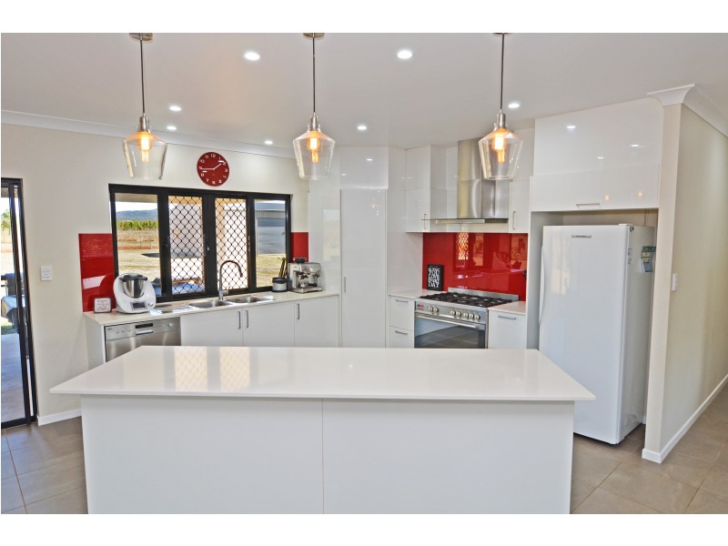 17 Gallo Drive, Mareeba QLD 4880