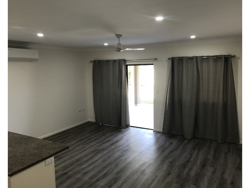 2/30 Kenneally Road, Mareeba QLD 4880