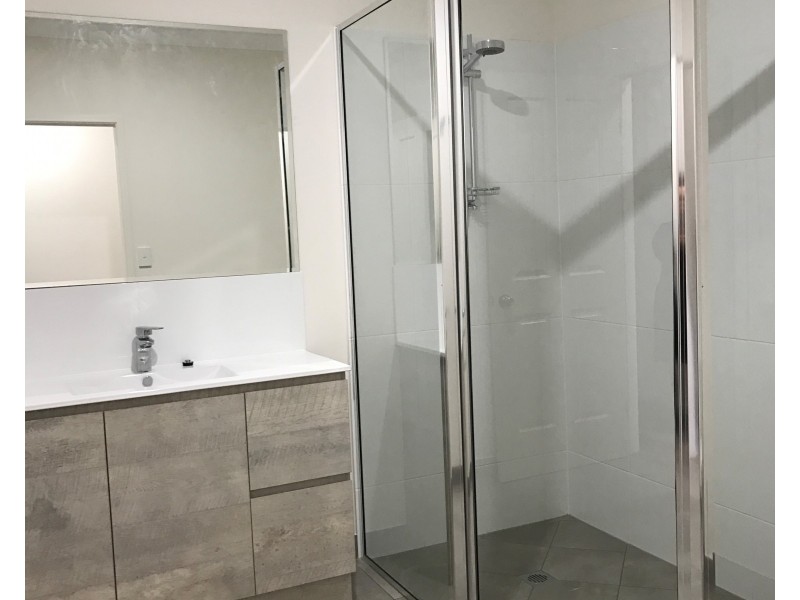 2/30 Kenneally Road, Mareeba QLD 4880