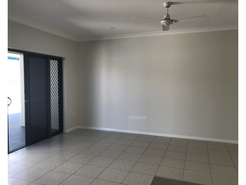 2/112 walsh, Mareeba QLD 4880