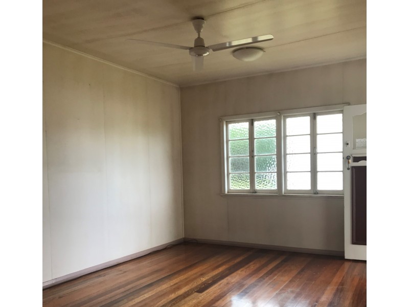 42 Abbott, Mareeba QLD 4880