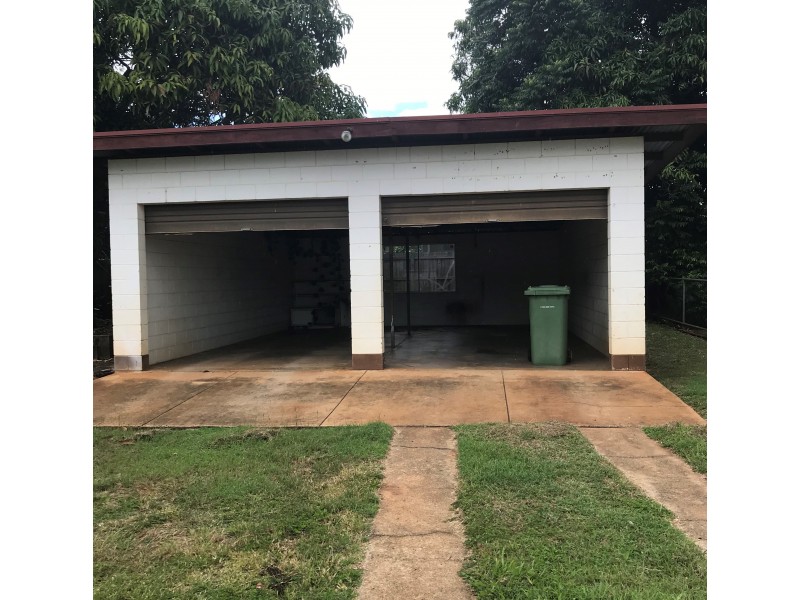 42 Abbott, Mareeba QLD 4880