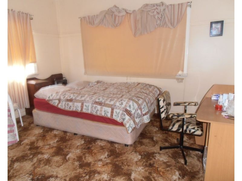 184 WALSH STREET, Mareeba QLD 4880