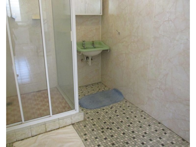 184 WALSH STREET, Mareeba QLD 4880