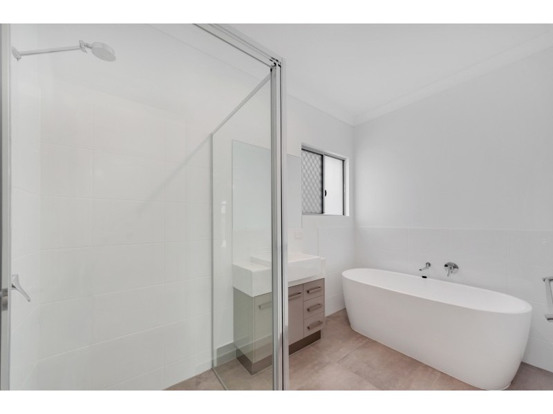 11 Luisa Street, Mareeba QLD 4880