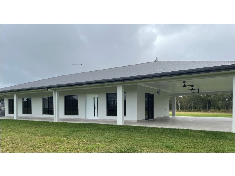 15 SABIN RD, Mareeba QLD 4880