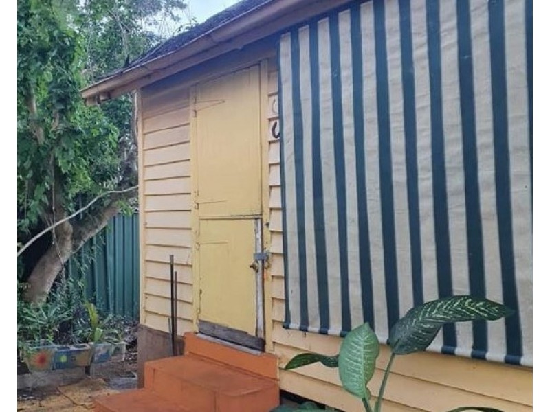19 Byrnes Street, Mareeba QLD 4880