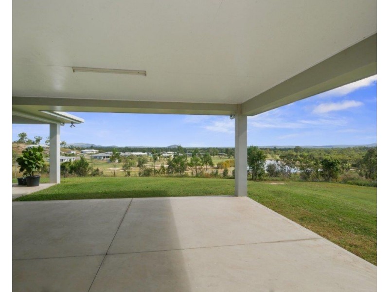 25 Country Road, Mareeba QLD 4880