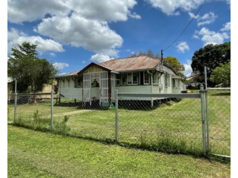 21 Mason Street, Mareeba QLD 4880