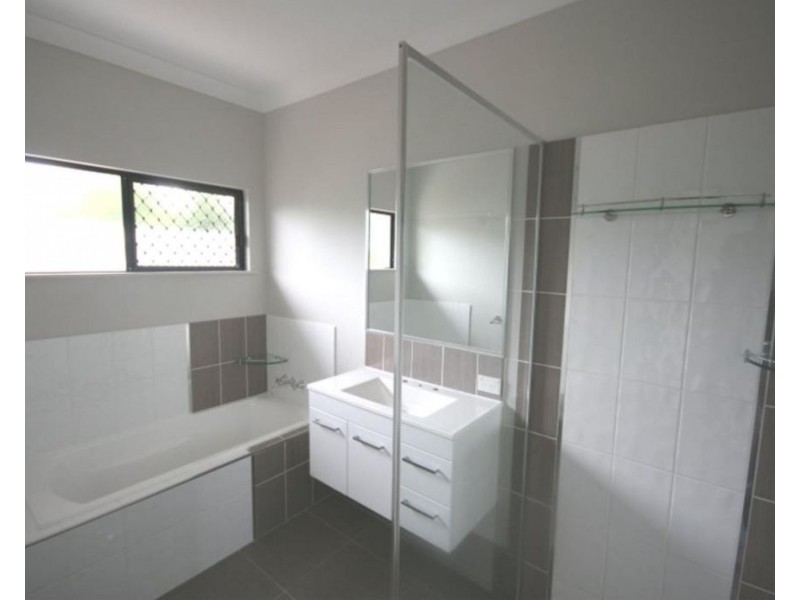 4/104 Constance Street, Mareeba QLD 4880