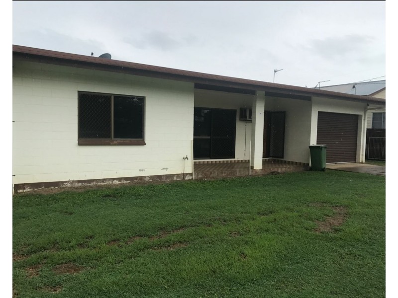 325 Byrnes Street, Mareeba QLD 4880