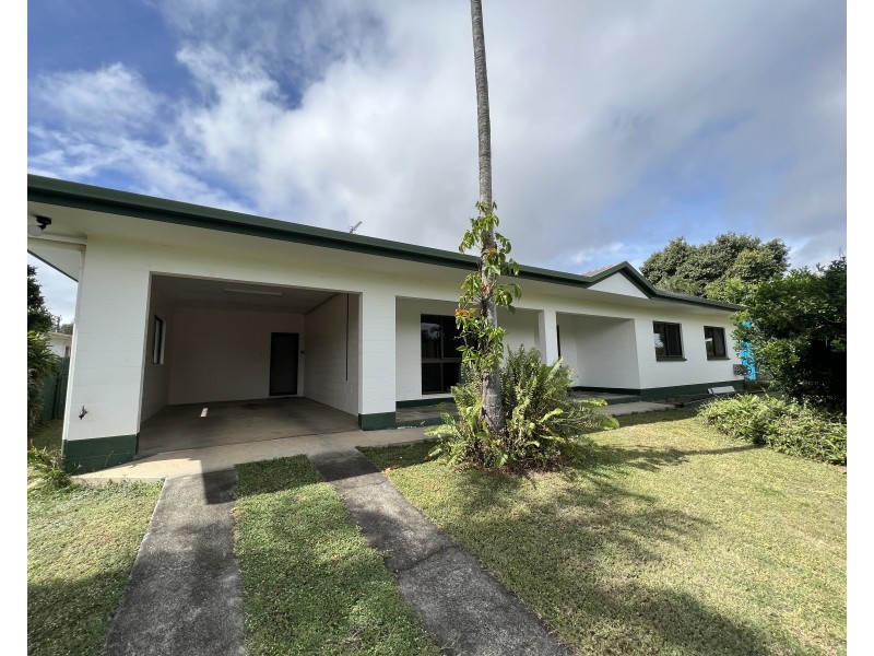 12 Casey Street, Mareeba QLD 4880